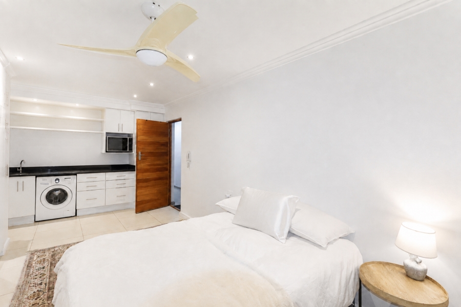 0 Bedroom Property for Sale in Sea Point Western Cape